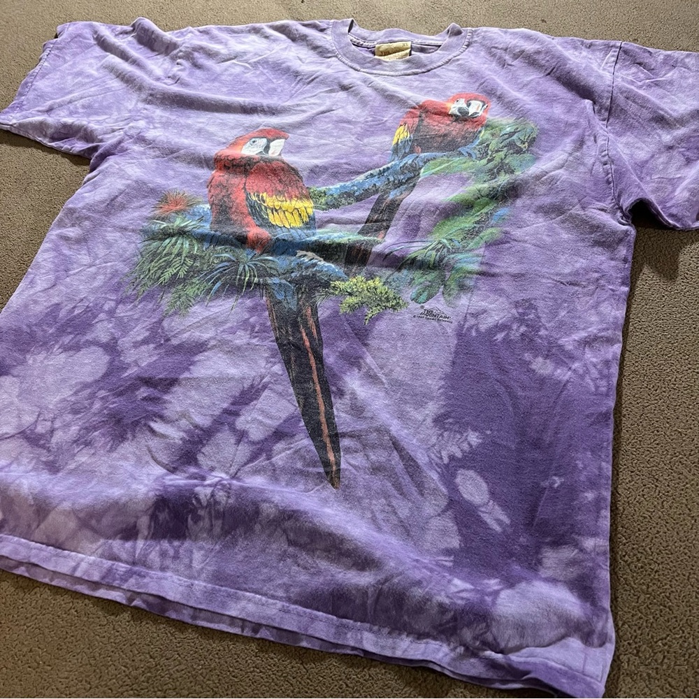VINTAGE 90’S THE MOUNTAIN PARROT PURPLE TIE-DYE LEATHER TAG USA XL T-SHIRT
